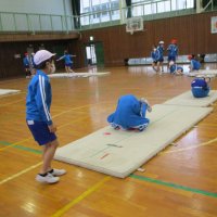 マット運動をしよう（５年体育）