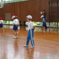 ２学期の様子　運動会のダンスの練習（１～３年）