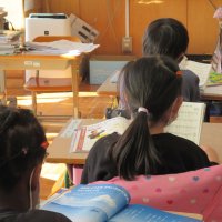 文小学校の校歌を歌おう（１年音楽）