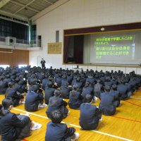 全校集会（学校生活のルールについて）